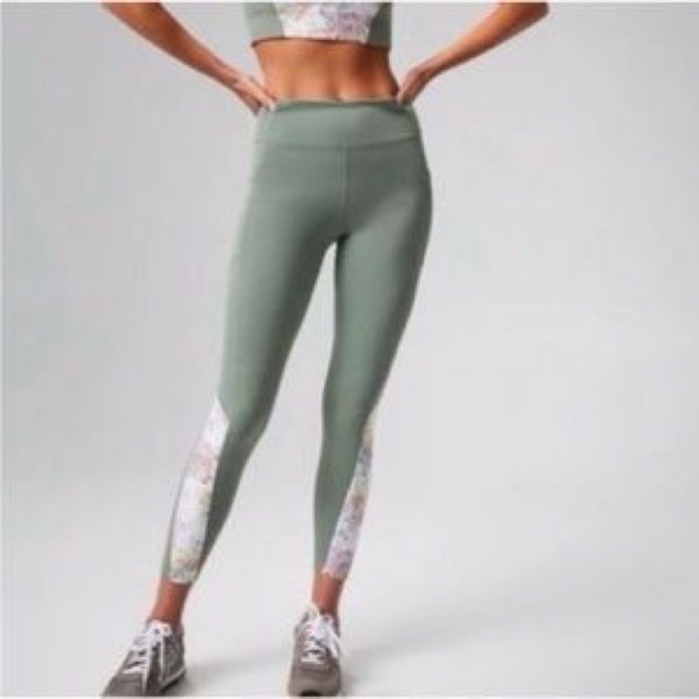 Tuckernuck Meadow Green and Chintz Kaylee Legging and Workout top Set